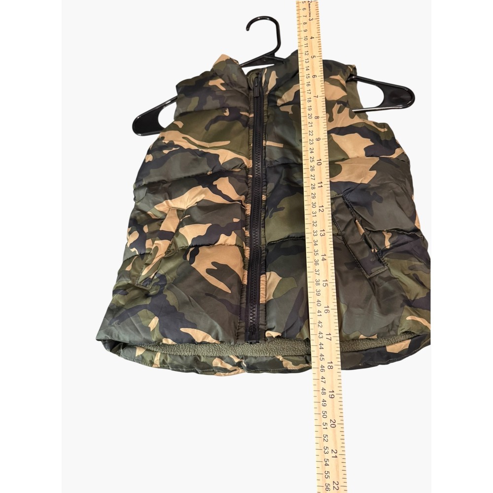 Old Navy Kids Camo Puffer Vest Green Camouflage Fleece Lined Size 5T